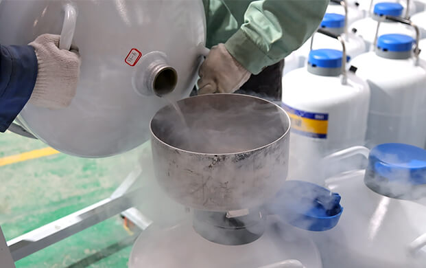 液氮罐(guàn)內液氮(dàn)裝多(duō)少合適?